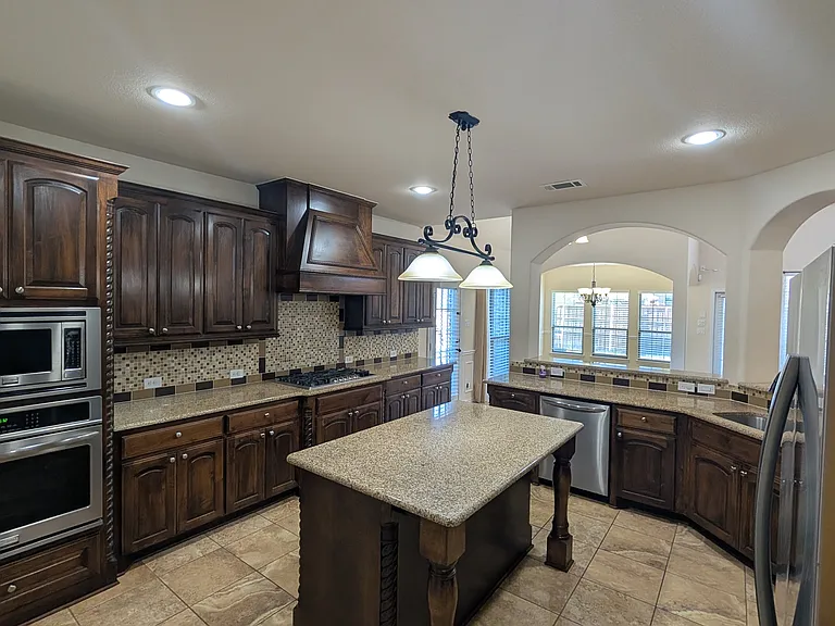 12461 Bridgeport Dr — Photo 29