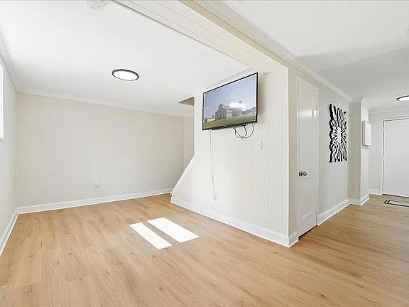 2nd image of 12 Saddlewood Ct #1