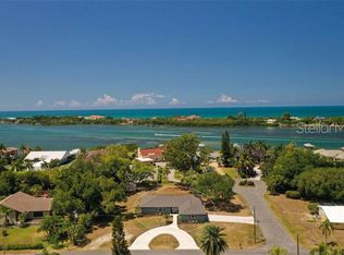 421 S Shore Dr, Osprey, FL 34229