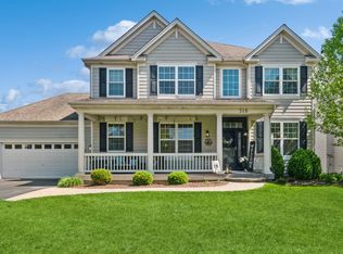 319 Cassidy Ln, Elgin, IL 60124