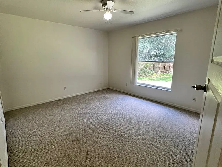 14918 Windy Mount Cir — Photo 7