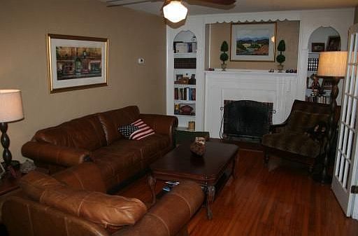 4th image of 151 24th Ave N