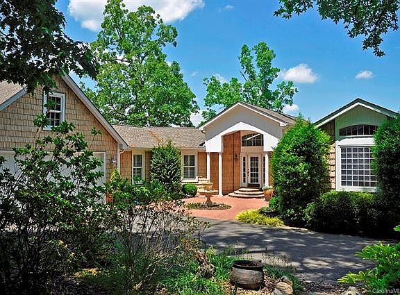 3rd image of 8008 Catawba Cove Dr