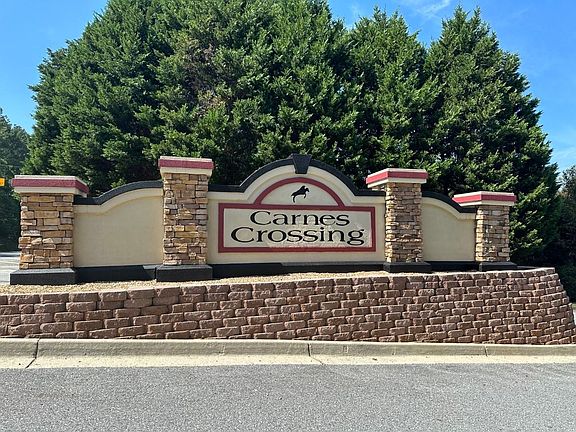 3rd image of 9200 Carnes Crossing Cir