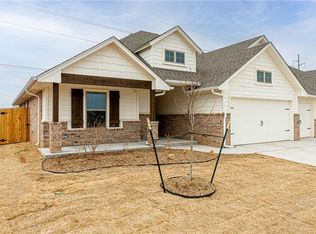 11821 Ethan Mark Dr, Yukon, OK 73099