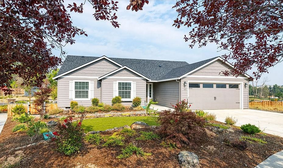 1st image of 113 Willow Springs Dr