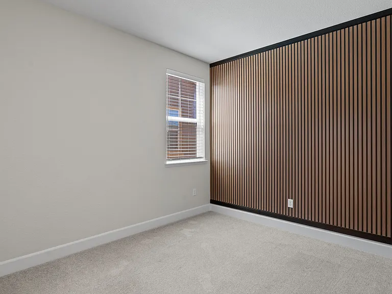548 Aliki Dr — Photo 4