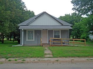 527 Brooklyn Ave, Beloit, KS 67420