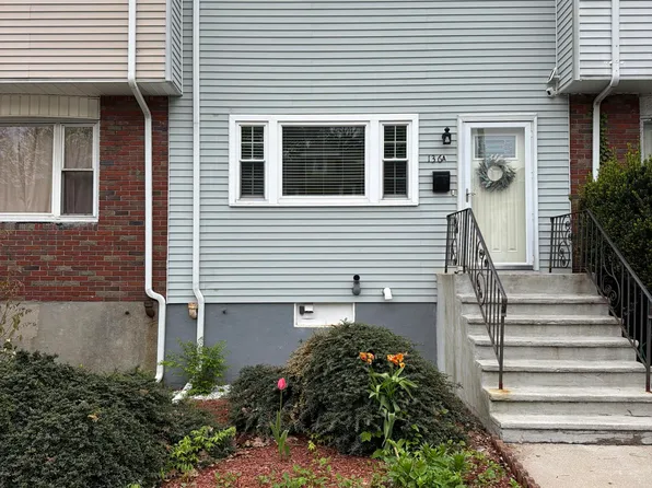 136A Belgrade Ave, Roslindale, MA 02131
