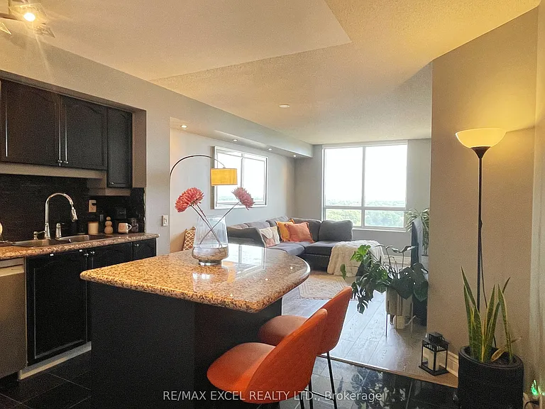 78 Harrison Garden Blvd #1404 — Photo 5