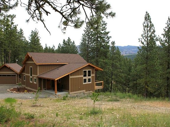 Nice ridgline views in the background.