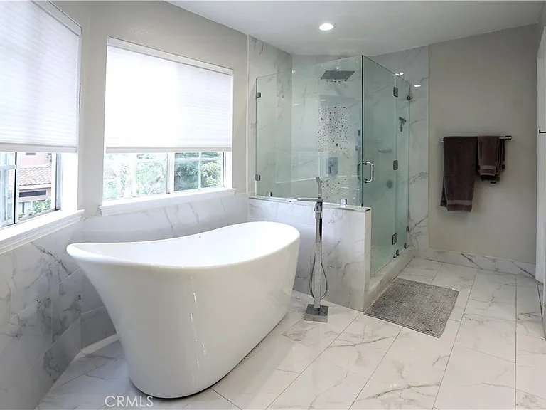 2600 Woodbury Dr — Photo 10