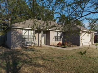 1310 Choate St, Conway, AR 72032