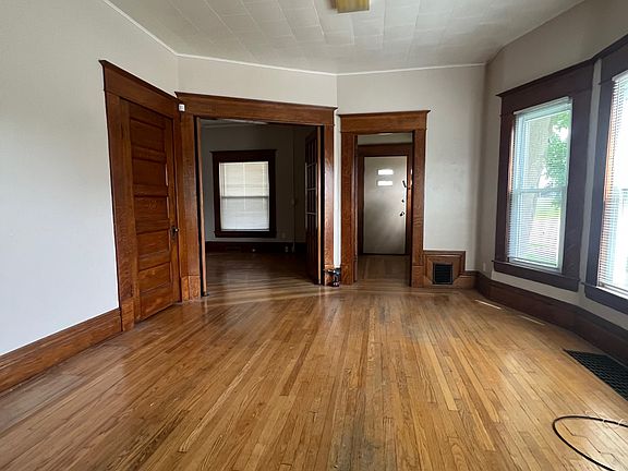 3rd image of 601 N Pennsylvania Ave #1