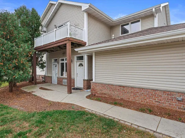 340 E Veterans WAY #1, Mukwonago, WI 53149