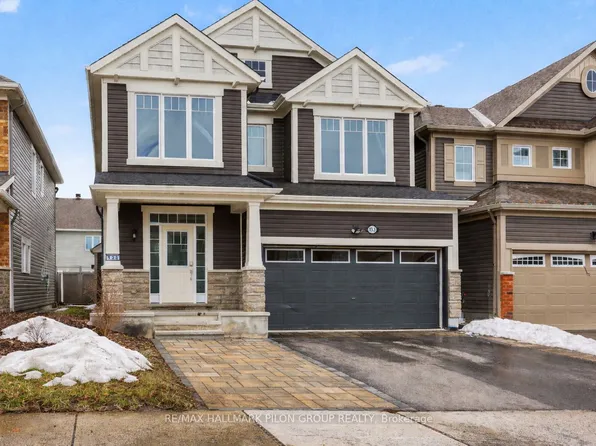 133 Mandalay St, Ottawa, ON K4A 1A6