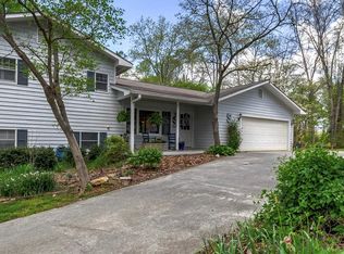229 Primrose Ln, Hayesville, NC 28904