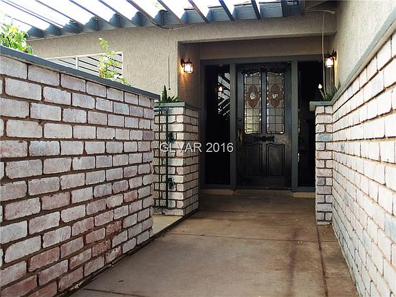 4th image of 4975 Auborn Ave