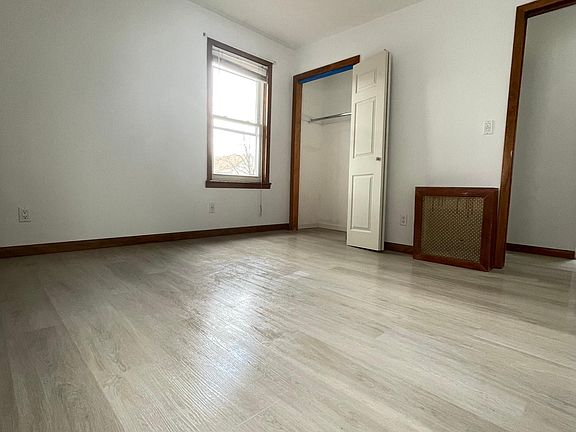 4th image of 4800 207th St Floor 2
