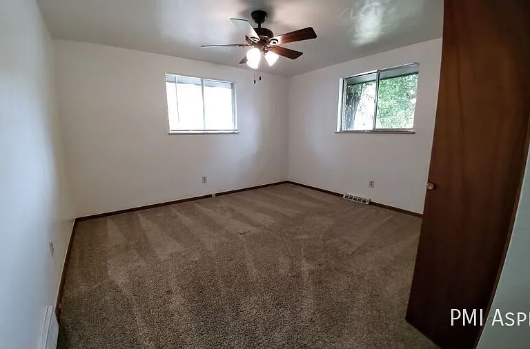 318 Mountain View Ave — Photo 5