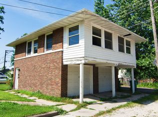 45 W Willow St, Coal City, IL 60416