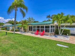 5860 Midnight Pass Rd APT 11, Sarasota, FL 34242