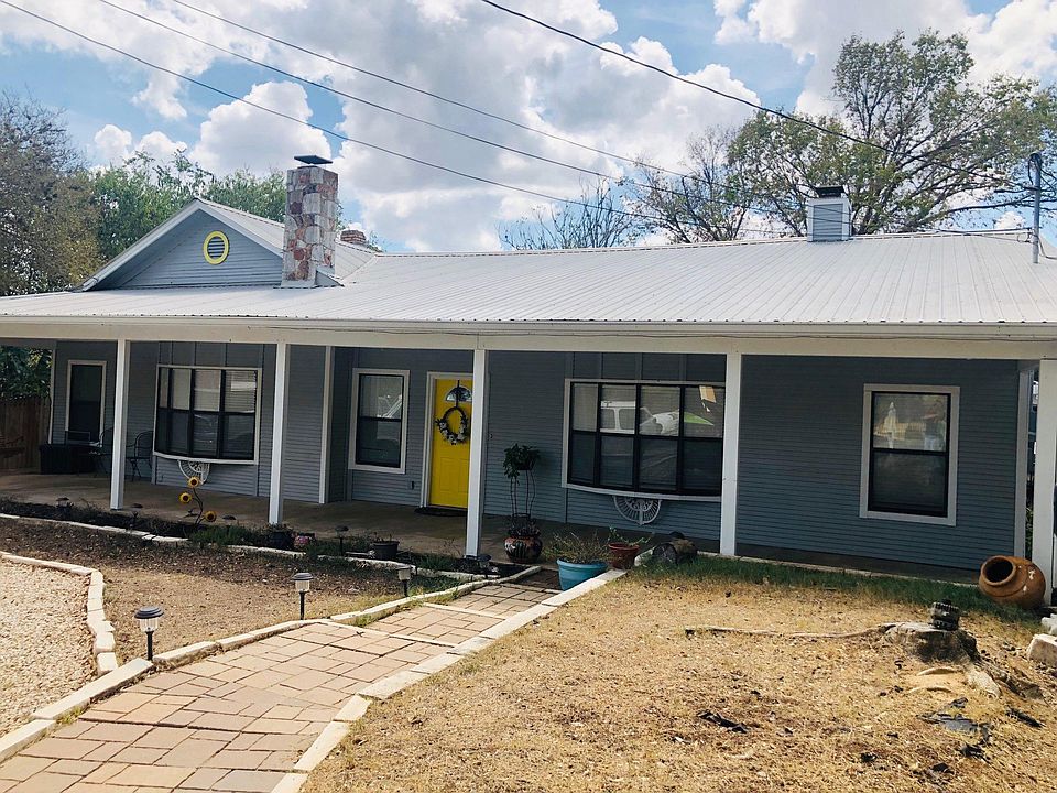 1st image of 705 N Bishop St