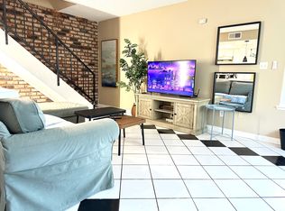 18125 Via Amorosa APT 3, Rowland Heights, CA 91748