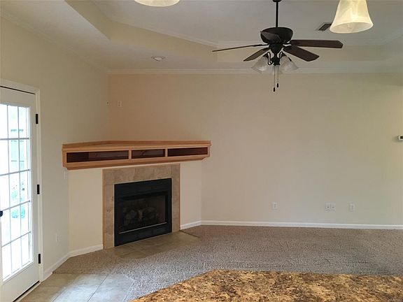 5th image of 102 Belvedere Ln