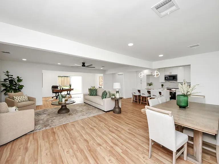 6249 Locke Ln — Photo 14