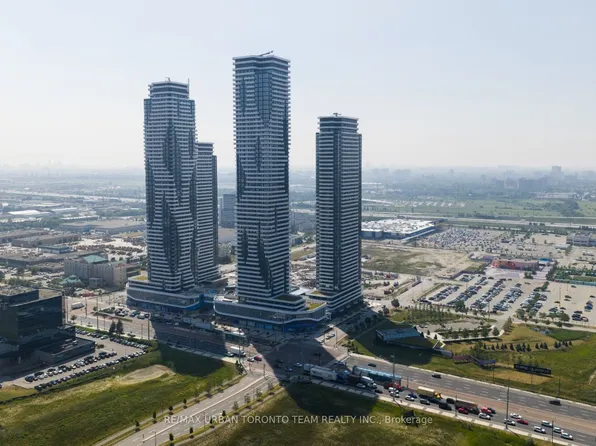 28 Interchange Way #1202, Vaughan, ON L4K 5C3
