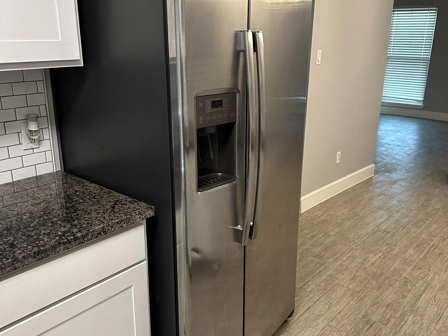 1 bed, 664 sqft, $950 — Photo 4