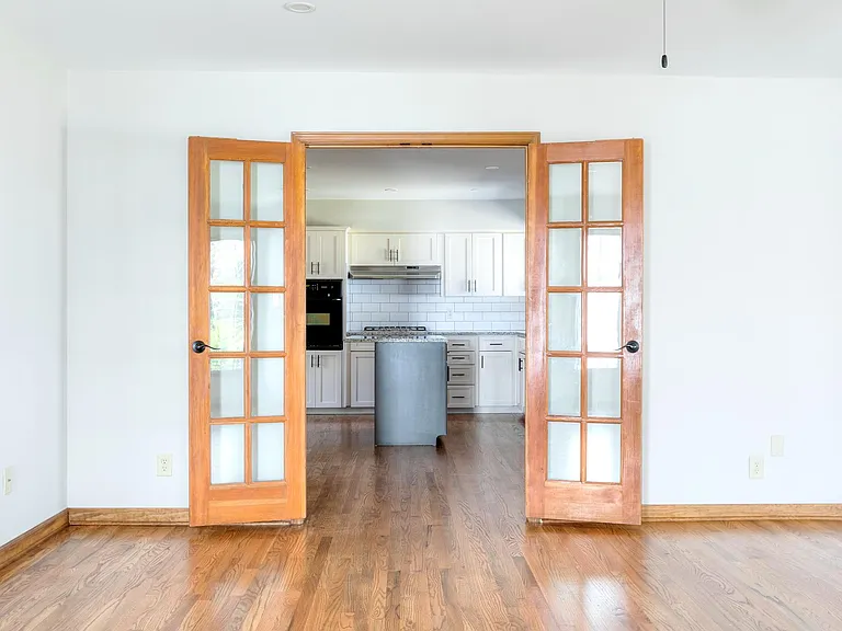 4612 N College Ave — Photo 13