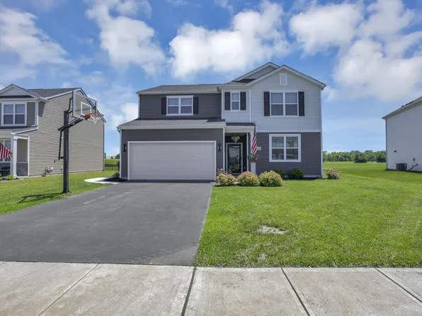 1168 Lake Forest Dr, Hebron, OH 43025