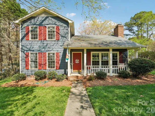 630 Burrington Ct, Gastonia, NC 28054