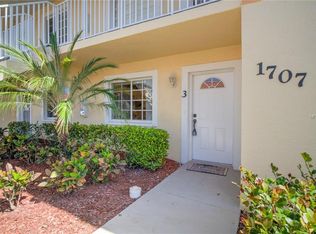 1707 Reuven Cir APT 3, Naples, FL 34112