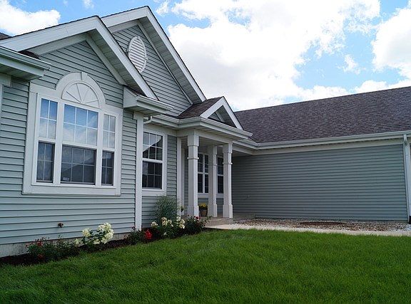 2nd image of 5465 Nashua Dr