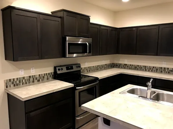 8554 SW Schmidt Loop, Tigard, OR 97224