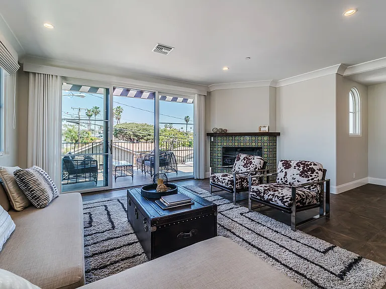 812 S Catalina Ave #B — Photo 5