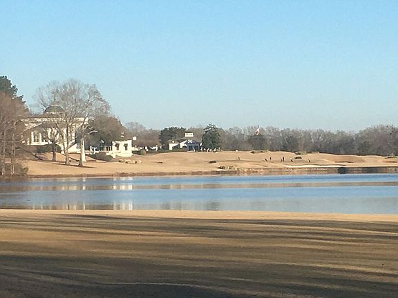 View of clubhouse & 18 green