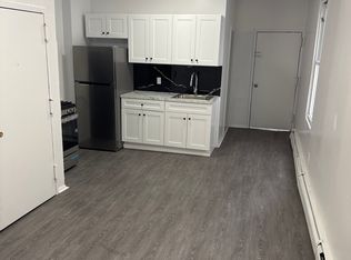 120 Downing St #1R, Yonkers, NY 10705