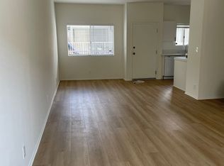 915 S Sherbourne Dr, Los Angeles, CA 90035
