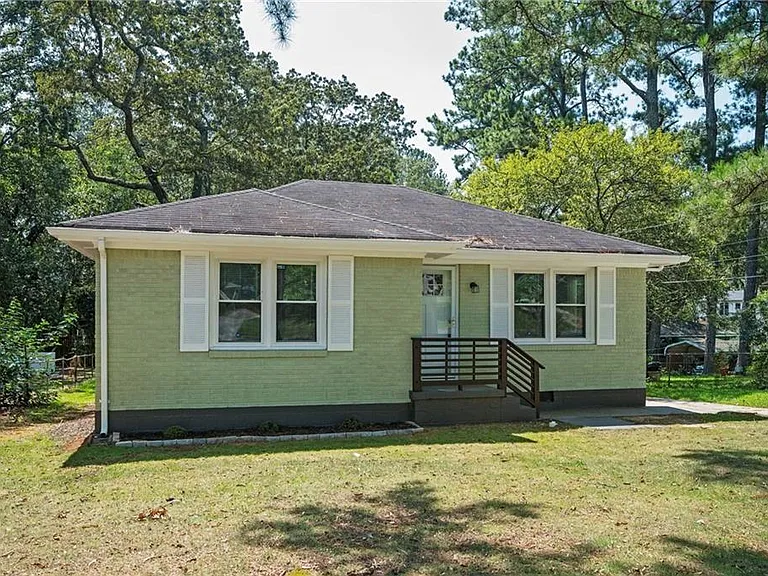 2823 McAfee Rd — Photo 4