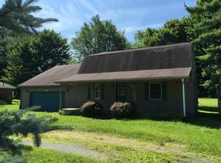 6456 State Route 305, Fowler, OH 44418