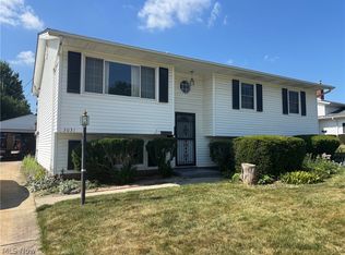 3031 Marda Dr, Parma, OH 44134