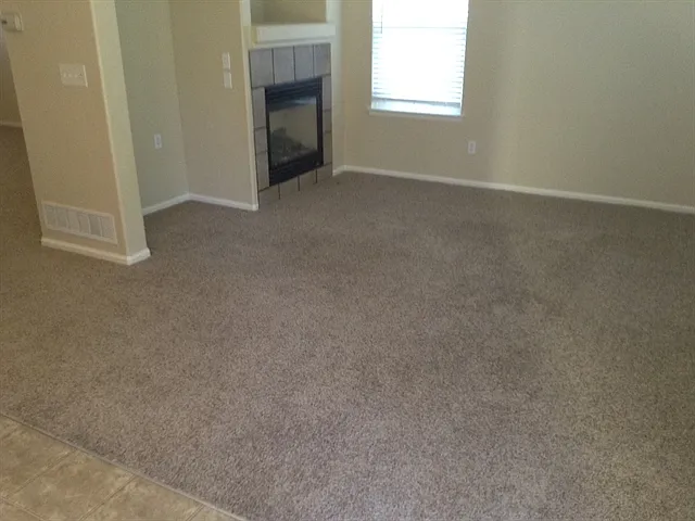 3 bed, 2.5 bath, 1891 sqft, $2,875 — Photo 4