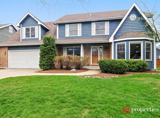 3 Lighthouse Ln, Third Lake, IL 60030