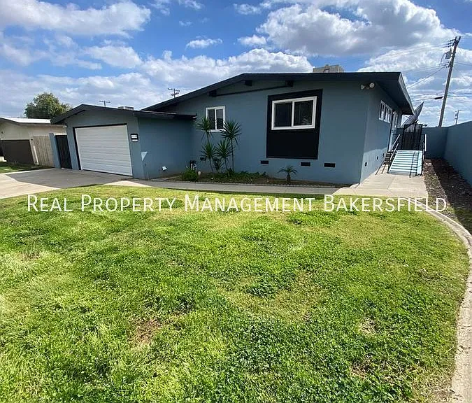 113 Day Ave — Photo 2