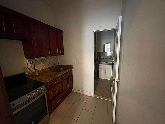 4th image of 559 W 161st St APT 2F