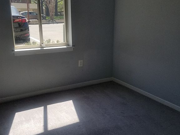 3rd image of 5 W Lee St #R51